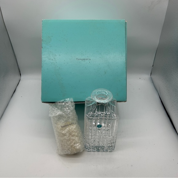 Tiffany & Co Brandy Whiskey Decanter With Box NEW - Picture 2 of 15